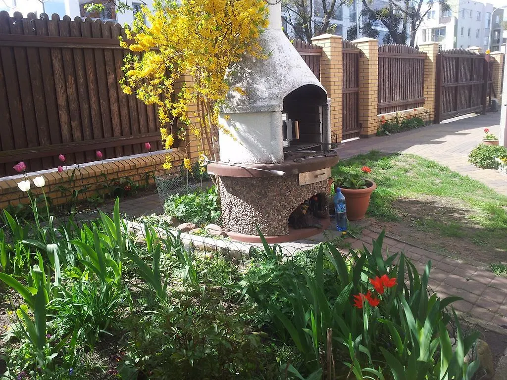 Cozy Apartment With Garden Gdańsk 0*,  Polska